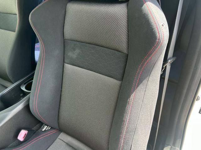 ８６ ＧＴ　純正ナビ　ＴＶ　純正１７インチＡＷ　モデリスタエアロ（Ｆ．Ｓ．Ｒ）　６速ＭＴ　５Ｚｉｇｅｎマフラー　スマートキー　純正革巻きステアリング　Ｂｌｕｅｔｏｏｔｈ　ＥＴＣ　デジタルインナーミラー（64枚目）