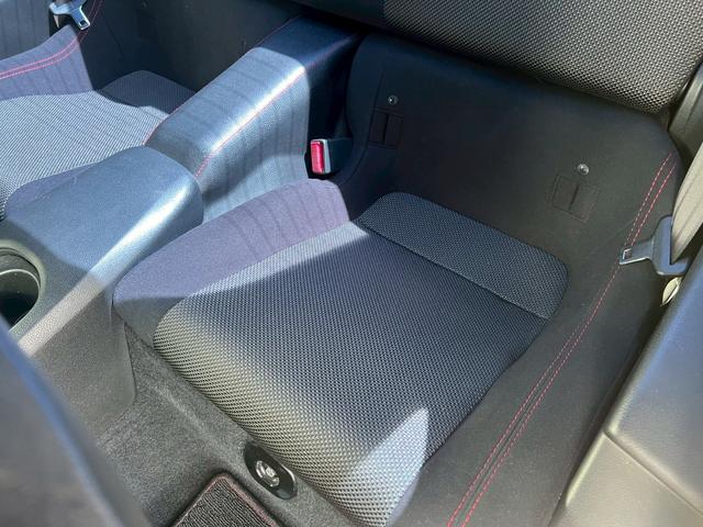 ８６ ＧＴ　純正ナビ　ＴＶ　純正１７インチＡＷ　モデリスタエアロ（Ｆ．Ｓ．Ｒ）　６速ＭＴ　５Ｚｉｇｅｎマフラー　スマートキー　純正革巻きステアリング　Ｂｌｕｅｔｏｏｔｈ　ＥＴＣ　デジタルインナーミラー（67枚目）