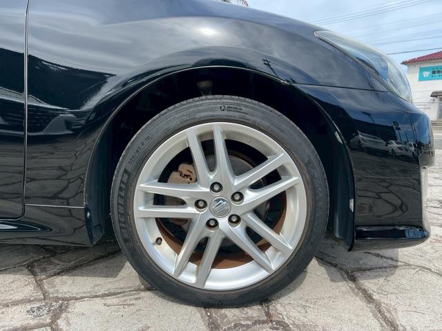 クラウン アスリート　スペシャルナビパッケージ　メーカーナビ　バックカメラ　ＥＴＣ　シートカバー　プッシュボタンスタート　サイドエアバッグ　盗難防止装置　オートクルーズ　オートエアコン　ＥＴＣ付き　エアバッグ　衝突安全ボディ　ＤＶＤ再生　ＨＤＤナビ（19枚目）