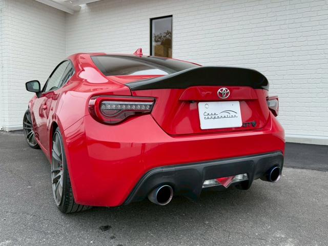 86 GT エイムゲインフロントバンパー カーボン調リアスポイラー 前席レカロセミバケットシート 社外エキマニ トラストマフラー BLITZ車高調 RAYS19インチAW ZERO100エアクリーナー 社外テール(23枚目)