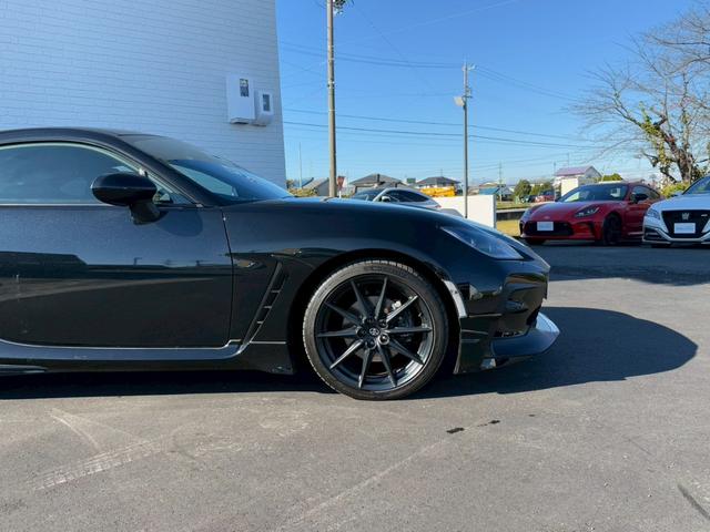 GR86 RZ MT TRDエアロ(F/S/R) 純正9インチナビ シートヒーター リアフォグ バックカメラ フルセグTV クルーズコントロール LEDヘッドライト ETC ハーフレザーシート 後側方警戒支援システム(23枚目)