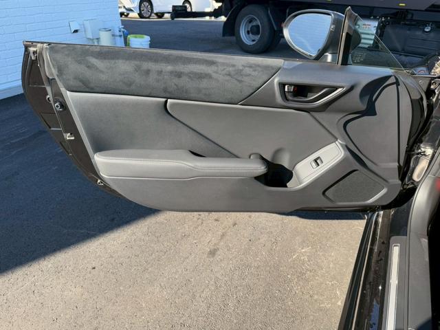 GR86 RZ MT TRDエアロ(F/S/R) 純正9インチナビ シートヒーター リアフォグ バックカメラ フルセグTV クルーズコントロール LEDヘッドライト ETC ハーフレザーシート 後側方警戒支援システム(65枚目)