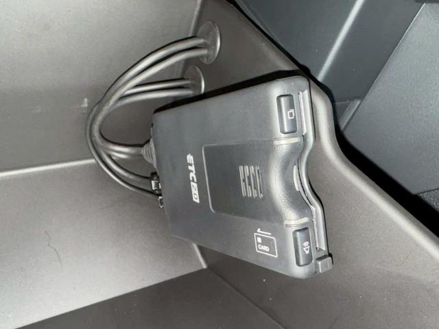 GR86 RZ 純正9インチナビ フルセグTV バックカメラ LEDヘッドライト 純正18インチAW アイサイトテクノロジー シートヒーター パドルシフト プッシュボタンスタート スマートキー オートマ オートライト(5枚目)