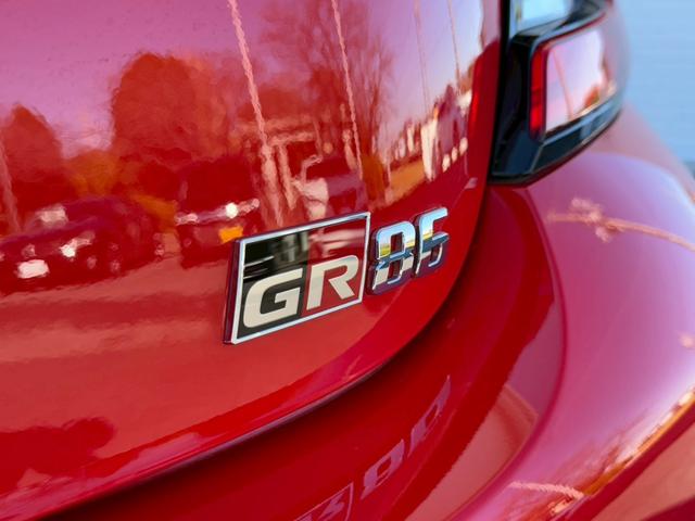 GR86 RZ 純正9インチナビ フルセグTV バックカメラ LEDヘッドライト 純正18インチAW アイサイトテクノロジー シートヒーター パドルシフト プッシュボタンスタート スマートキー オートマ オートライト(28枚目)
