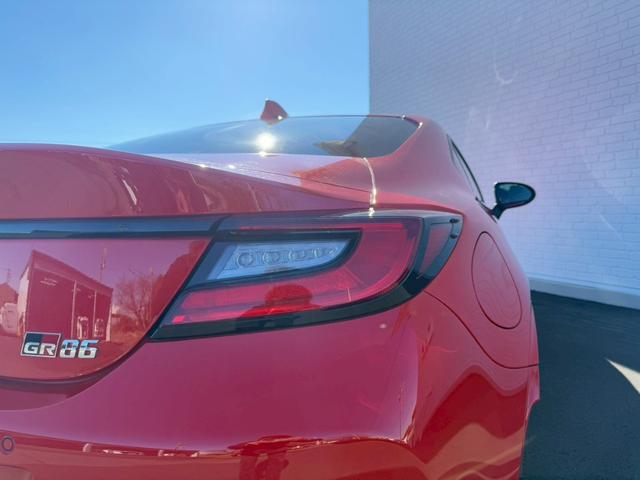 GR86 RZ 純正9インチナビ フルセグTV バックカメラ LEDヘッドライト 純正18インチAW アイサイトテクノロジー シートヒーター パドルシフト プッシュボタンスタート スマートキー オートマ オートライト(33枚目)