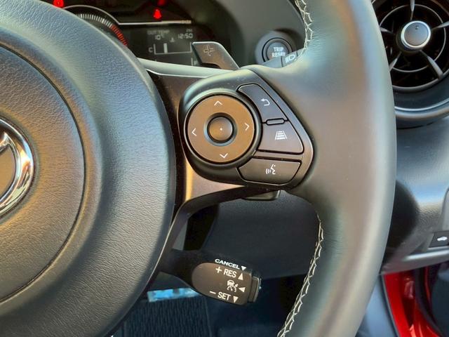 GR86 RZ 純正9インチナビ フルセグTV バックカメラ LEDヘッドライト 純正18インチAW アイサイトテクノロジー シートヒーター パドルシフト プッシュボタンスタート スマートキー オートマ オートライト(43枚目)