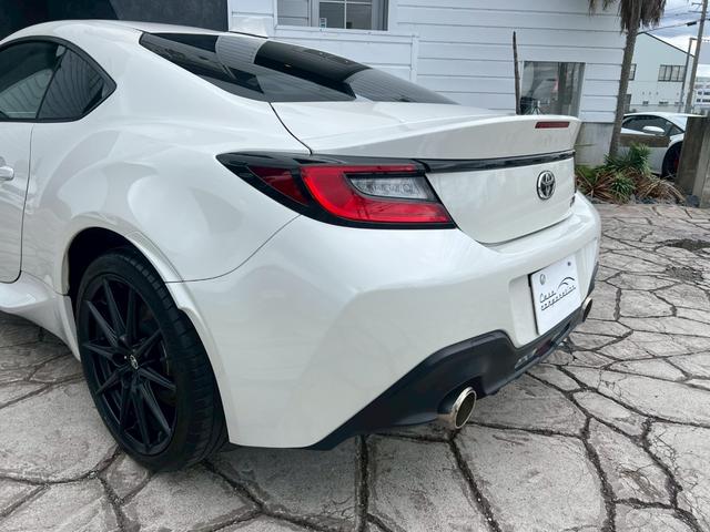 GR86 RZ 6速MT 純正18インチAW 黒革ウルトラスエードコンビシート シートヒーター クルーズコントロール スポーツアルミペダル LEDヘッドライト 純正ナビ フルセグTV スマートキー ハーフレザーシート(24枚目)