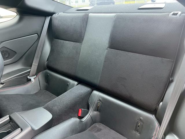 GR86 RZ 6速MT 純正18インチAW 黒革ウルトラスエードコンビシート シートヒーター クルーズコントロール スポーツアルミペダル LEDヘッドライト 純正ナビ フルセグTV スマートキー ハーフレザーシート(63枚目)