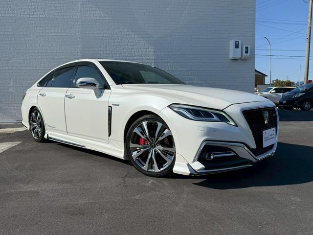 クラウンハイブリッド RSアドバンス モデリスタエアロ(F/S/R)モデリスタ19インチAW サンルーフ レザーシート バックカメラ ブラインドスポットモニター パワーシート シートヒーター/クーラー CD/DVD デジタルインナーミラー(10枚目)