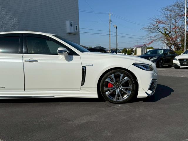 クラウンハイブリッド RSアドバンス モデリスタエアロ(F/S/R)モデリスタ19インチAW サンルーフ レザーシート バックカメラ ブラインドスポットモニター パワーシート シートヒーター/クーラー CD/DVD デジタルインナーミラー(22枚目)