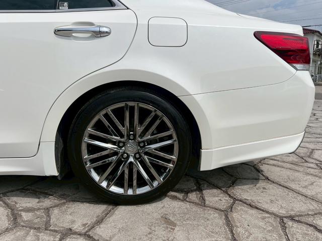 クラウンハイブリッド アスリートG サンルーフ メーカーオプション18インチアルミ 純正ナビ TV バックモニター ブラックレザーシート プリクラッシュセーフティ ETC プッシュボタンスタート 電動リアシェード パワーシート電格ミラー(34枚目)