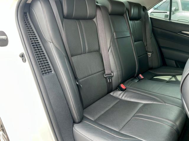 クラウンハイブリッド アスリートG サンルーフ メーカーオプション18インチアルミ 純正ナビ TV バックモニター ブラックレザーシート プリクラッシュセーフティ ETC プッシュボタンスタート 電動リアシェード パワーシート電格ミラー(66枚目)