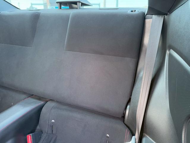 ８６ ＧＴ　ＴＲＤエアロＬＥＤ付（Ｆ／Ｓ／Ｒ／トランク）　ブレンボブレーキ　ＡＤＶＡＮレーシングＧＴ１８インチアルミホイール　ブリッツ車高調　ＧＲｅｄｄｙステアリング　ケンウッドナビ　バックモニター　オートライト（68枚目）