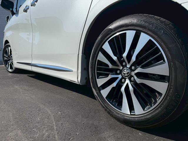 アルファード ２．５Ｓ　Ｃパッケージ　モデリスタエアロ　シグネチャーイルミ　サンルーフ　アルパイン１０インチナビ　アルパイン後席モニター　デジタルインナーミラー　前後ドラレコ　スペアタイヤ　ブラインドスポットモニター　両側電動スライドドア（28枚目）