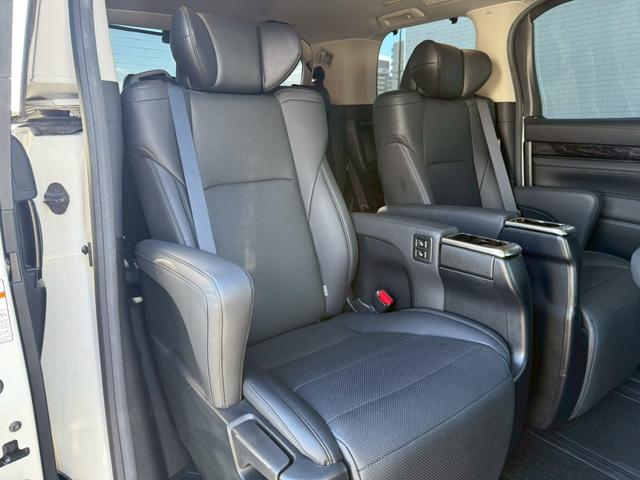 アルファード ２．５Ｓ　Ｃパッケージ　モデリスタエアロ　シグネチャーイルミ　サンルーフ　アルパイン１０インチナビ　アルパイン後席モニター　デジタルインナーミラー　前後ドラレコ　スペアタイヤ　ブラインドスポットモニター　両側電動スライドドア（67枚目）