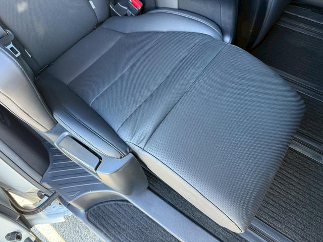 アルファード ２．５Ｓ　Ｃパッケージ　モデリスタエアロ　シグネチャーイルミ　サンルーフ　アルパイン１０インチナビ　アルパイン後席モニター　デジタルインナーミラー　前後ドラレコ　スペアタイヤ　ブラインドスポットモニター　両側電動スライドドア（69枚目）