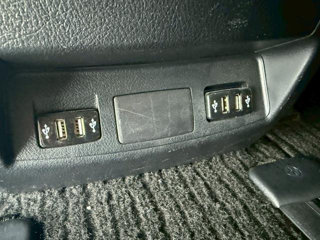 アルファード ２．５Ｓ　Ｃパッケージ　モデリスタエアロ　シグネチャーイルミ　サンルーフ　アルパイン１０インチナビ　アルパイン後席モニター　デジタルインナーミラー　前後ドラレコ　スペアタイヤ　ブラインドスポットモニター　両側電動スライドドア（76枚目）