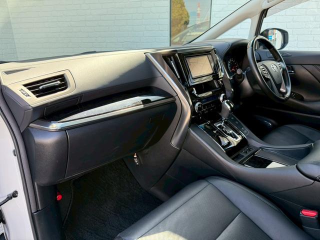 アルファード 2.5S Cパッケージ TRDエアロ(F/S/R) サンルーフ 純正ナビ バックカメラ ETC 3眼LEDヘッド 両側電動スライドドア パワーバックドア シートヒーター/クーラー ステアリングヒーター パワーシート フルセグ(39枚目)