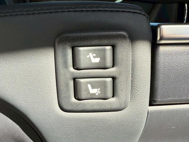 アルファード 2.5S Cパッケージ TRDエアロ(F/S/R) サンルーフ 純正ナビ バックカメラ ETC 3眼LEDヘッド 両側電動スライドドア パワーバックドア シートヒーター/クーラー ステアリングヒーター パワーシート フルセグ(69枚目)