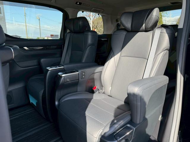 アルファード 2.5S Cパッケージ モデリスタエアロ/シグネチャーイルミ/20インチAW CD/DVD 後席モニター 寒冷地仕様 ETC2.0 バックモニター 両側電動スライドドア パワーバックドア シートヒーター/クーラー 社外サス(72枚目)