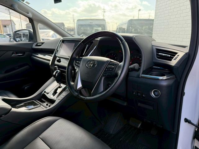 アルファード 2.5S Cパッケージ サンルーフ 純正ディスプレイオーディオ+ナビ フリップダウンモニター デジタルインナーミラー フルセグTV 3眼LEDヘッドライト 両側電動スライドドア 電動バックドア シートヒーター シートクーラー(38枚目)