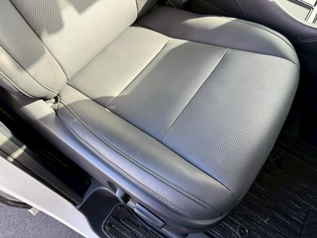 アルファード 2.5S Cパッケージ サンルーフ 純正ディスプレイオーディオ+ナビ フリップダウンモニター デジタルインナーミラー フルセグTV 3眼LEDヘッドライト 両側電動スライドドア 電動バックドア シートヒーター シートクーラー(57枚目)