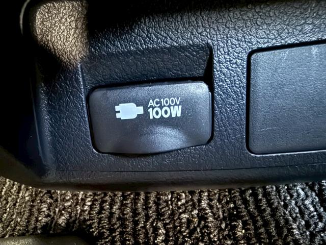 アルファード 2.5S Cパッケージ サンルーフ 純正ディスプレイオーディオ+ナビ フリップダウンモニター デジタルインナーミラー フルセグTV 3眼LEDヘッドライト 両側電動スライドドア 電動バックドア シートヒーター シートクーラー(77枚目)