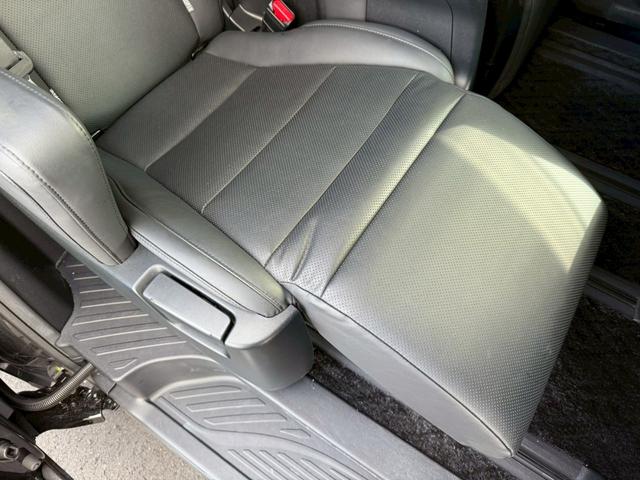 アルファード 2.5S Cパッケージ モデリスタエアロ サンルーフ 後席モニター CD/DVD 純正ディスプレイオーディオ+ナビ両側パワースライドドア パワーバックドア 3眼LED シートヒーター/クーラー ドラレコ ステアリングヒーター(70枚目)