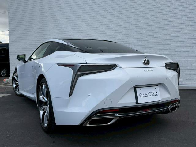 LC LC500 Lパッケージ パノラマルーフ 純正21インチアルミ マークレビンソンサウンド 寒冷地仕様 ヘッドアップディスプレイ ブラインドスポットモニター ブリージーブルー内装 ETC2.0 ステアリングヒーター バックカメラ(25枚目)