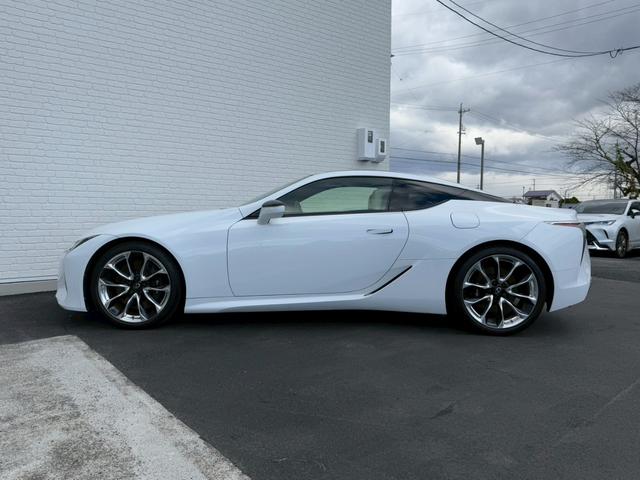 LC LC500 Lパッケージ パノラマルーフ 純正21インチアルミ マークレビンソンサウンド 寒冷地仕様 ヘッドアップディスプレイ ブラインドスポットモニター ブリージーブルー内装 ETC2.0 ステアリングヒーター バックカメラ(34枚目)