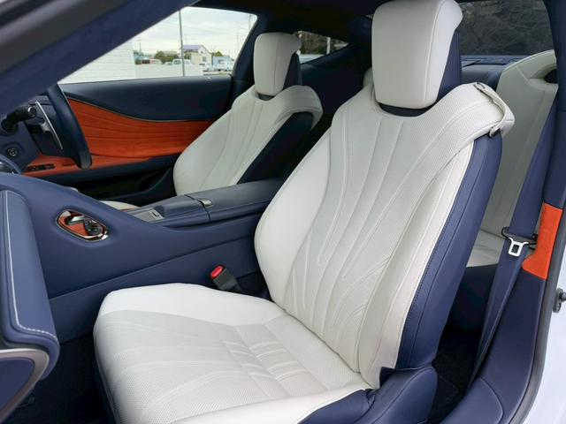 LC LC500 Lパッケージ パノラマルーフ 純正21インチアルミ マークレビンソンサウンド 寒冷地仕様 ヘッドアップディスプレイ ブラインドスポットモニター ブリージーブルー内装 ETC2.0 ステアリングヒーター バックカメラ(63枚目)