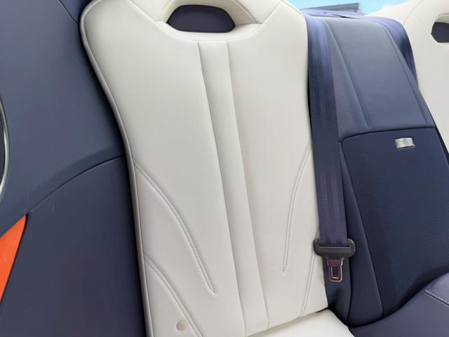 LC LC500 Lパッケージ パノラマルーフ 純正21インチアルミ マークレビンソンサウンド 寒冷地仕様 ヘッドアップディスプレイ ブラインドスポットモニター ブリージーブルー内装 ETC2.0 ステアリングヒーター バックカメラ(70枚目)