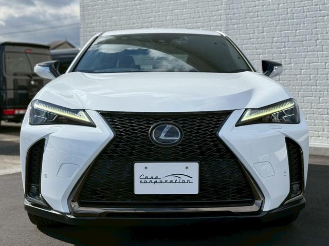 UX UX250h Fスポーツ 3眼LEDヘッドライト 赤革シート 純正ナビ フルセグTV ETC2.0 パワーシート シートヒーター シートクーラー ステアリングヒーター バックカメラ パワーバックドアドラレコ ブラインドスポット(6枚目)