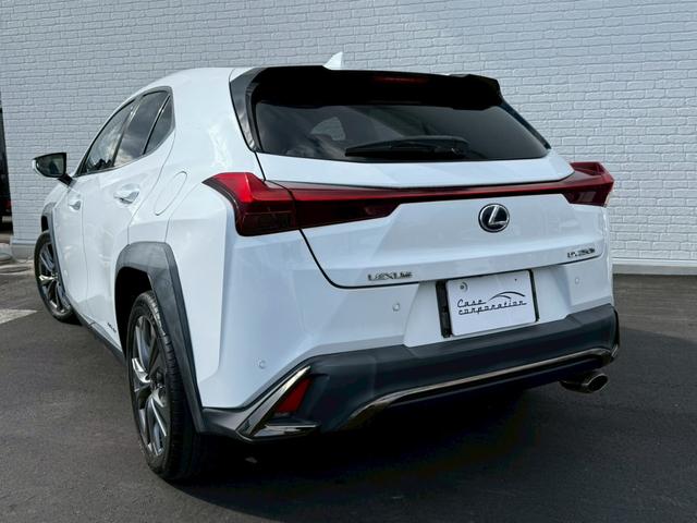 UX UX250h Fスポーツ 3眼LEDヘッドライト 赤革シート 純正ナビ フルセグTV ETC2.0 パワーシート シートヒーター シートクーラー ステアリングヒーター バックカメラ パワーバックドアドラレコ ブラインドスポット(22枚目)