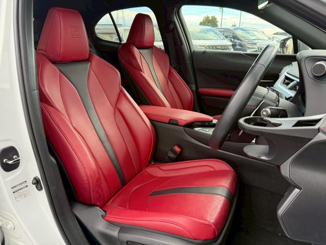 UX UX250h Fスポーツ 3眼LEDヘッドライト 赤革シート 純正ナビ フルセグTV ETC2.0 パワーシート シートヒーター シートクーラー ステアリングヒーター バックカメラ パワーバックドアドラレコ ブラインドスポット(54枚目)