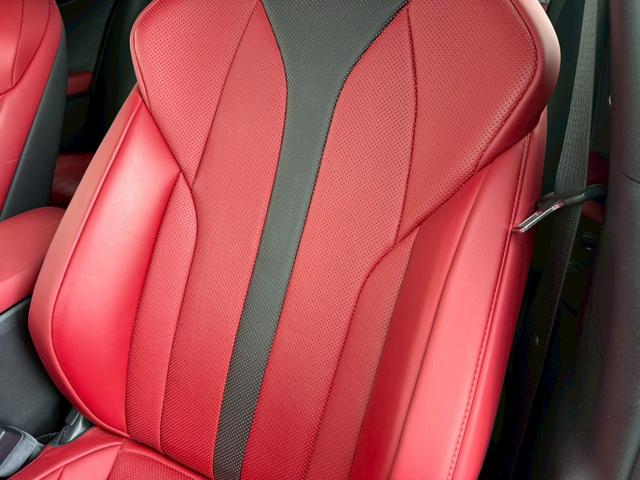 UX UX250h Fスポーツ 3眼LEDヘッドライト 赤革シート 純正ナビ フルセグTV ETC2.0 パワーシート シートヒーター シートクーラー ステアリングヒーター バックカメラ パワーバックドアドラレコ ブラインドスポット(63枚目)