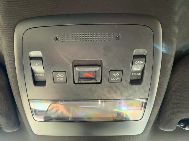 クラウンハイブリッド RSアドバンス モデリスタエアロ モデリスタ19インチAW サンルーフ パノラミックビューモニター ブラックレザーシート ステアリングヒーター シートヒーター/クーラー 3眼LED ワイヤレス充電 ブラインドスポット(45枚目)