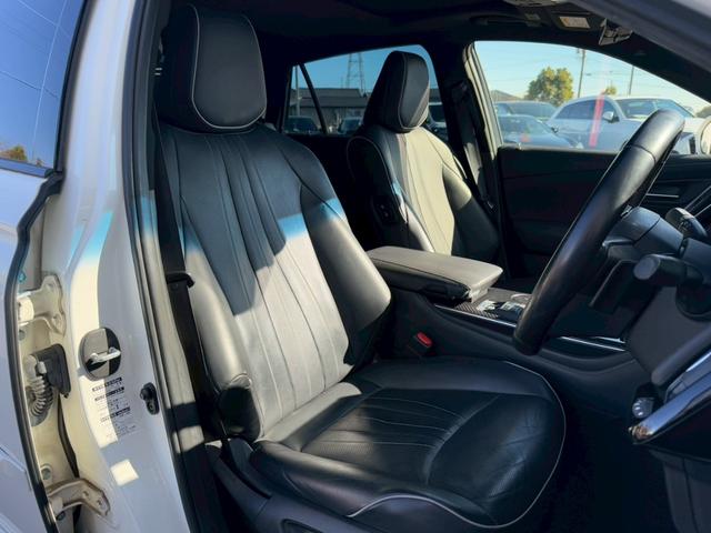 クラウンハイブリッド RSアドバンス モデリスタエアロ モデリスタ19インチAW サンルーフ パノラミックビューモニター ブラックレザーシート ステアリングヒーター シートヒーター/クーラー 3眼LED ワイヤレス充電 ブラインドスポット(56枚目)