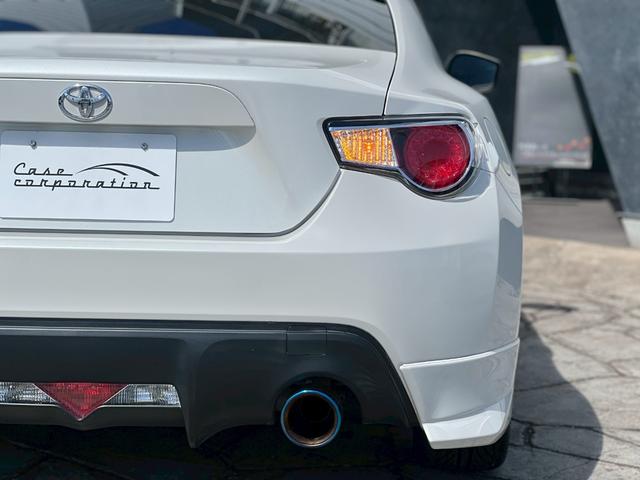 86 GT 純正ナビ TV 純正17インチAW モデリスタエアロ(F.S.R) 6速MT 5Zigenマフラー スマートキー 純正革巻きステアリング Bluetooth ETC デジタルインナーミラー(27枚目)