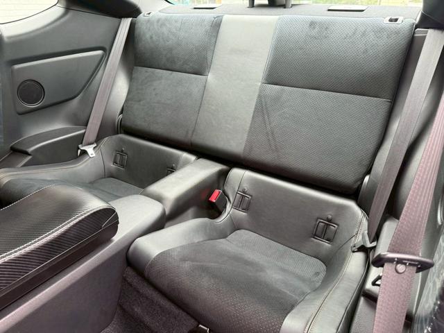 86 GTリミテッド ブラックパッケージ Tom’sトムスエアロ トムスマフラー トムスステアリング RAYS18インチアルミホイール bremboレッドブレーキキャリパー BuddyClub LEDテールランプ ハーフレザーシート ナビTV(73枚目)