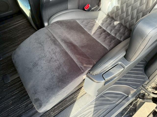 ヴェルファイア ２．５Ｚ　Ｇエディション　モデリスタエアロ（Ｆ）　エアロ（サイド／リア）　ＷＯＲＫ２０インチアルミ　アルパインナビ　フルセグＴＶ　アルパイン後席モニター　両側電動スライドドア　パワーバックドア　ハーフレザーシート　パワーシート（73枚目）