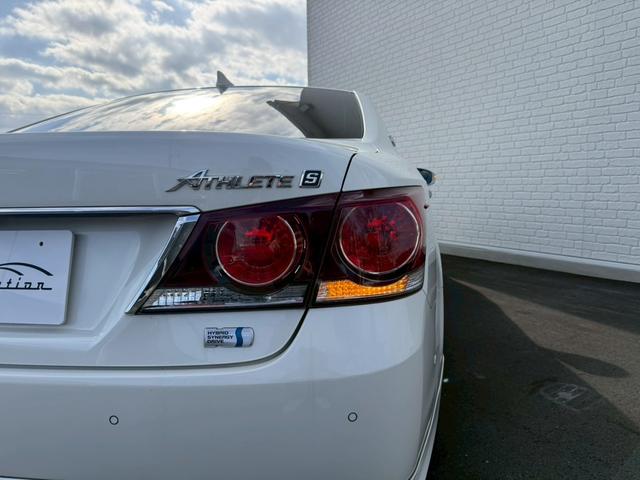 クラウンハイブリッド アスリートＳ　サンルーフ　メーカーナビ　バックカメラ　ＥＴＣ　ステアリングヒーター　シートヒーター　シートクーラー　純正ドラレコ　コンビステアリング　ローダウン　フルセグＴＶ　パワーシート　ブラックレザー　黒革内装（34枚目）