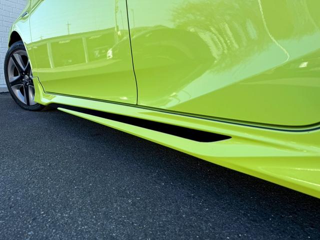 プリウス Ｓツーリングセレクション　モデリスタエアロ　純正７インチナビ　バックカメラ　ＥＴＣ　トヨタセーフティセンス　シートヒーター　クリアランスソナー　レーダークルーズコントロール　ＬＥＤヘッドライト　フルセグＴＶ　Ｂｌｕｅｔｏｏｔｈ（31枚目）