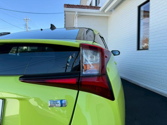 プリウス Ｓツーリングセレクション　モデリスタエアロ　純正７インチナビ　バックカメラ　ＥＴＣ　トヨタセーフティセンス　シートヒーター　クリアランスソナー　レーダークルーズコントロール　ＬＥＤヘッドライト　フルセグＴＶ　Ｂｌｕｅｔｏｏｔｈ（33枚目）