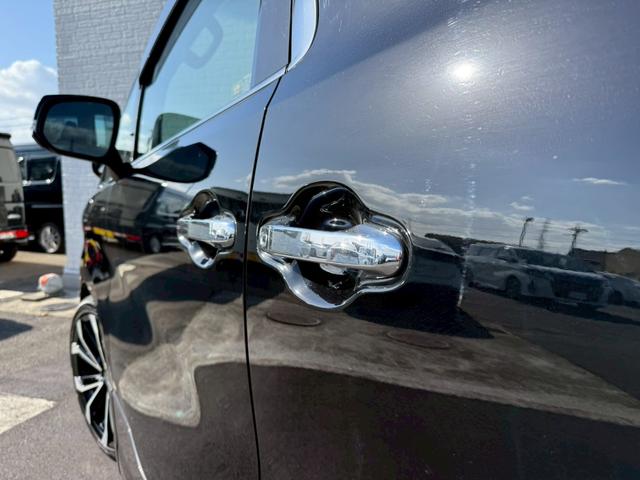 アルファード ２．５Ｓ　Ｃパッケージ　モデリスタエアロ／シグネチャーイルミ／２０インチＡＷ　ＣＤ／ＤＶＤ　後席モニター　寒冷地仕様　ＥＴＣ２．０　バックモニター　両側電動スライドドア　パワーバックドア　シートヒーター／クーラー　　社外サス（31枚目）