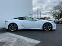 LC500 Lパッケージ パノラマルーフ 純正21インチアルミ マークレビンソンサウンド 寒冷地仕様 ヘッドアップディスプレイ ブラインドスポットモニター ブリージーブルー内装 ETC2.0 ステアリングヒーター バックカメラ(20枚目)
