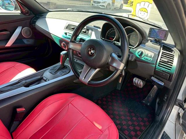 Ｚ４ ２．２ｉ　オープンカー　ＡＴ　アルミホイール　ＡＢＳ　ＣＤ　エアコン　パワーステアリング　パワーウィンドウ　運転席エアバッグ（3枚目）