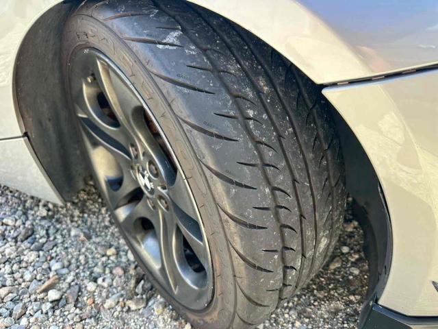Ｚ４ ２．２ｉ　オープンカー　ＡＴ　アルミホイール　ＡＢＳ　ＣＤ　エアコン　パワーステアリング　パワーウィンドウ　運転席エアバッグ（17枚目）