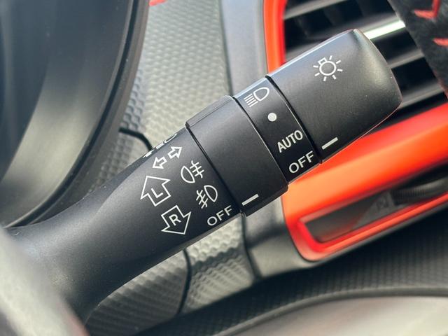 フォレスター Ｘ－ブレイク　純正８型ナビ　マルチビューカメラ　地デジ　ビルトインＥＴＣ　スマートリアビューミラー　パワーシート　シートメモリー　シートヒーター　パワーバックドア　ルーフレール　ＬＥＤヘッドランプ　４ＷＤ（45枚目）