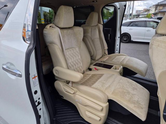 TOYOTA ALPHARD 2.5G